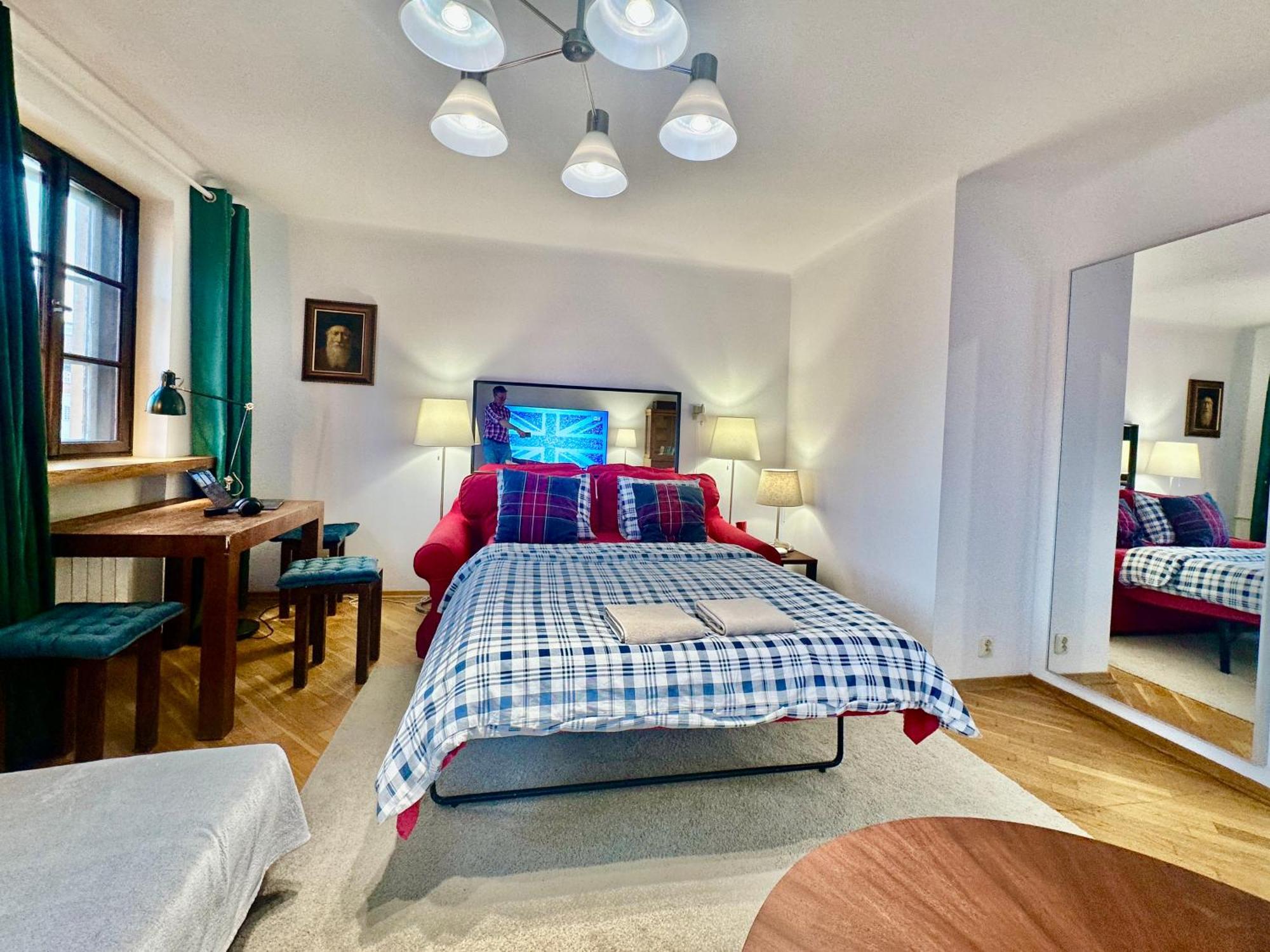 Old Town Best View Wifi 300 Mb/S Huge Screen Netflix Appletv Amazontv Warsaw Exterior photo