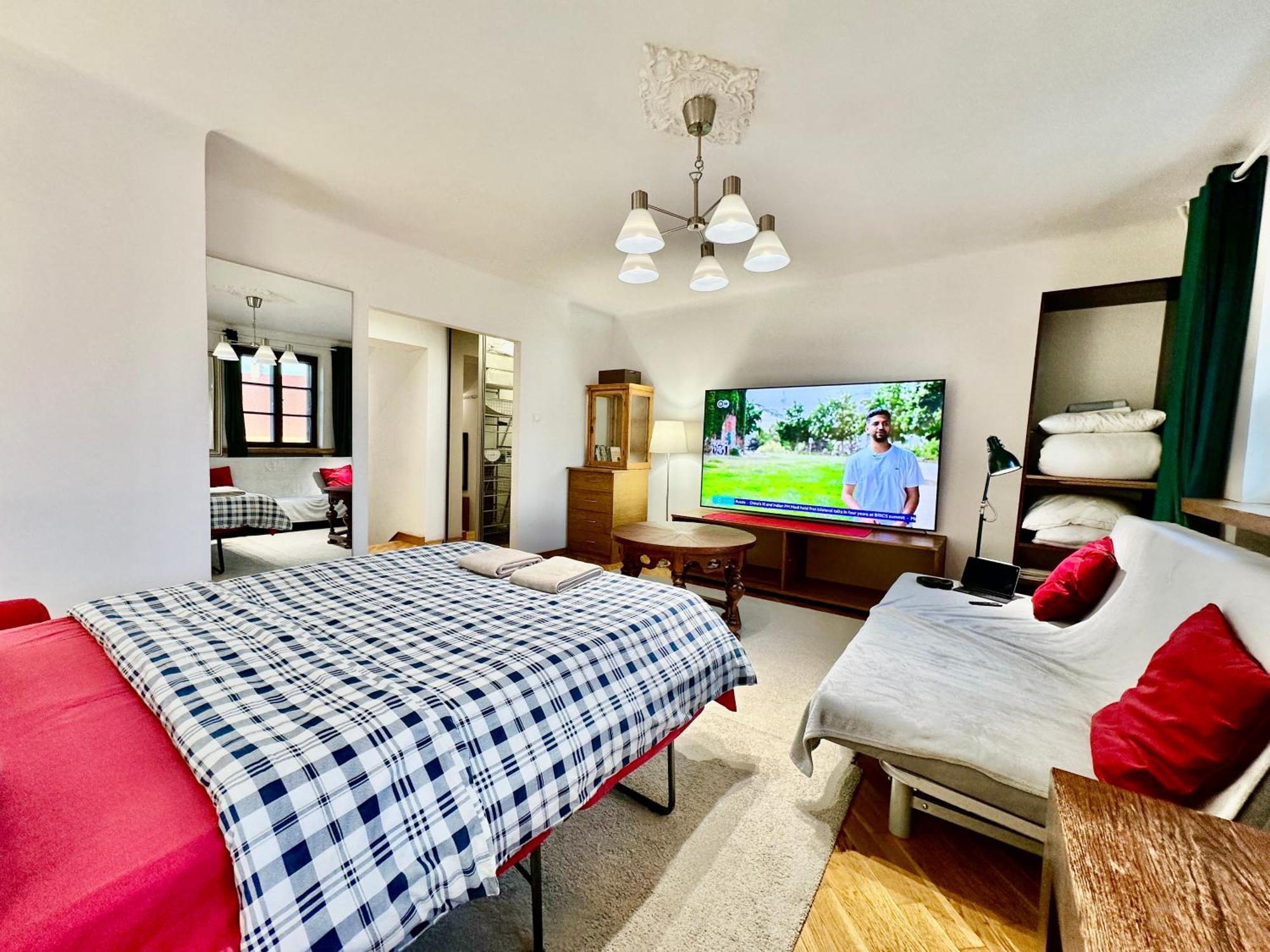 Old Town Best View Wifi 300 Mb/S Huge Screen Netflix Appletv Amazontv Warsaw Exterior photo